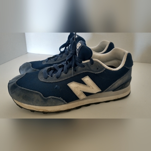 New Balance Athletic Blue Sneakers Mens Cushion Size 8 - Picture 5 of 11